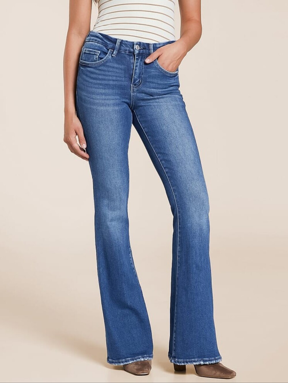 VERVET by Flying Monkey Bella Mid Rise Flare Jeans Women's 26 Med Wash Stretch